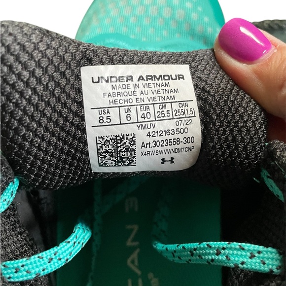 Woman’s Under  Armour HOVR Guardian running shoes size 8.5 Teal Blue/green - Picture 3 of 7